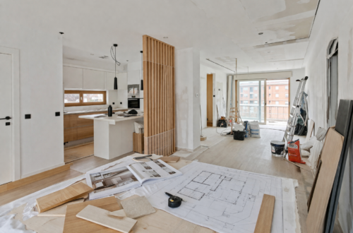 reforma integral de casa en Murcia con cocina y salón moderno abierto